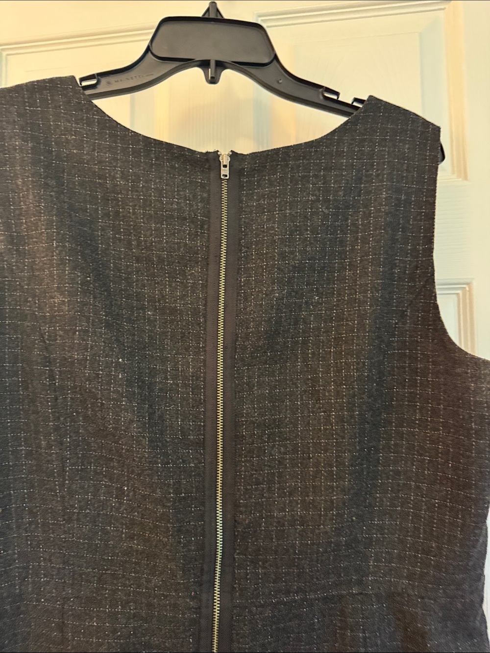 GAP Black Textured Woolblend Sleeveless Midi Sheath Dress with Pockets - Picture 6 of 8